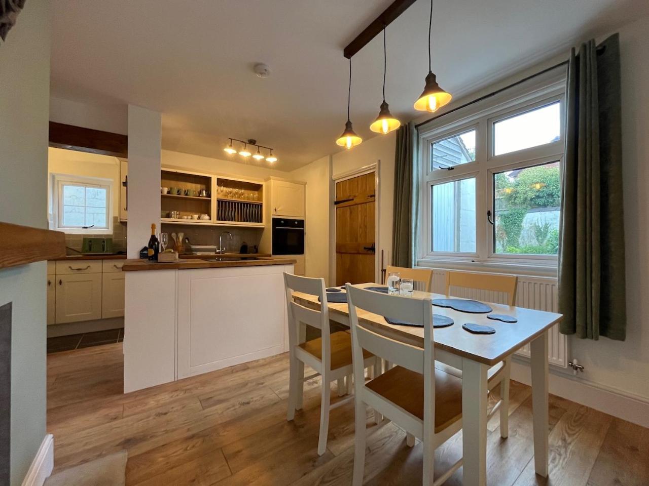 One Jubilee Cottages Shugborough Екстер'єр фото
