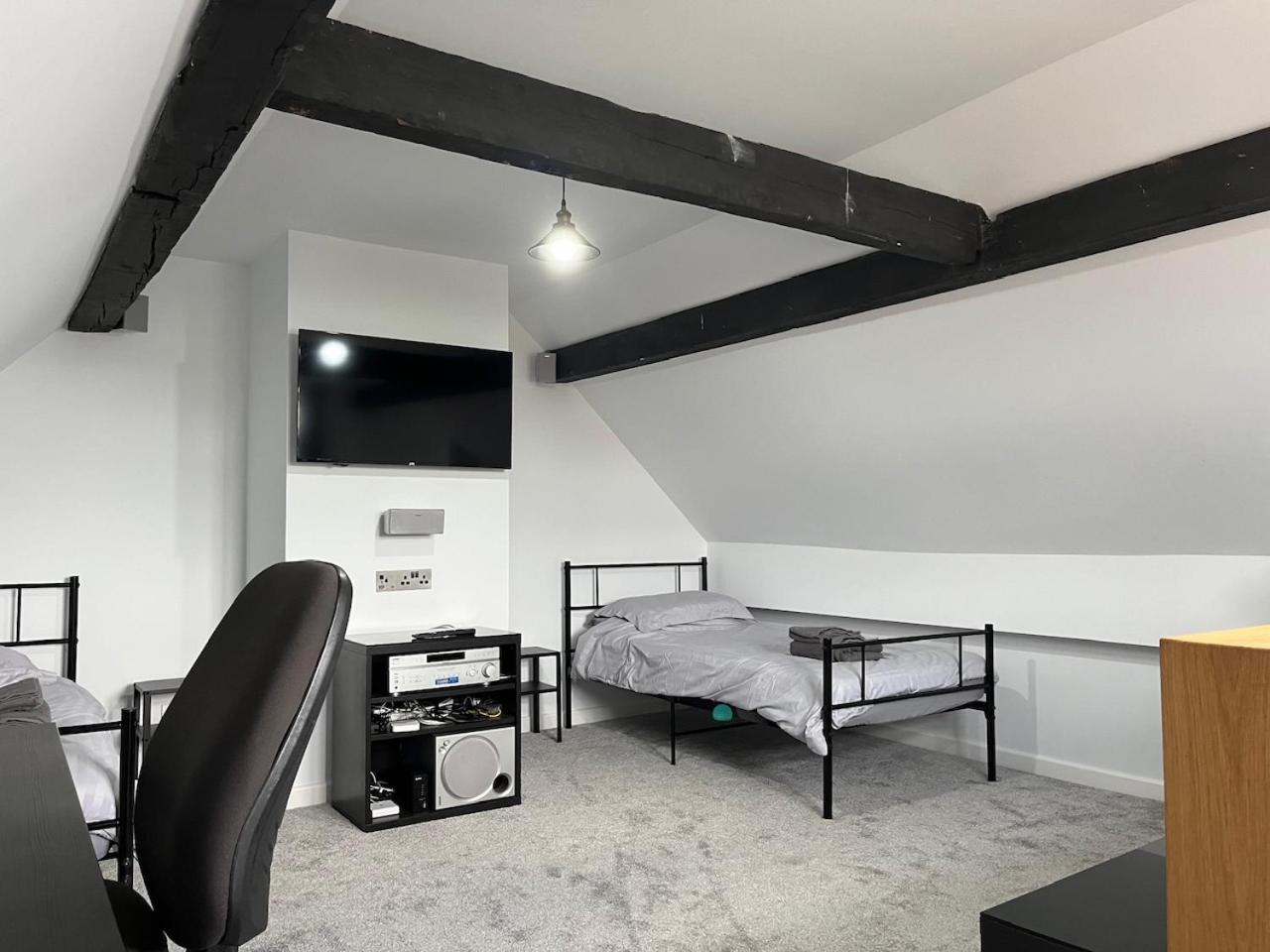 One Jubilee Cottages Shugborough Екстер'єр фото